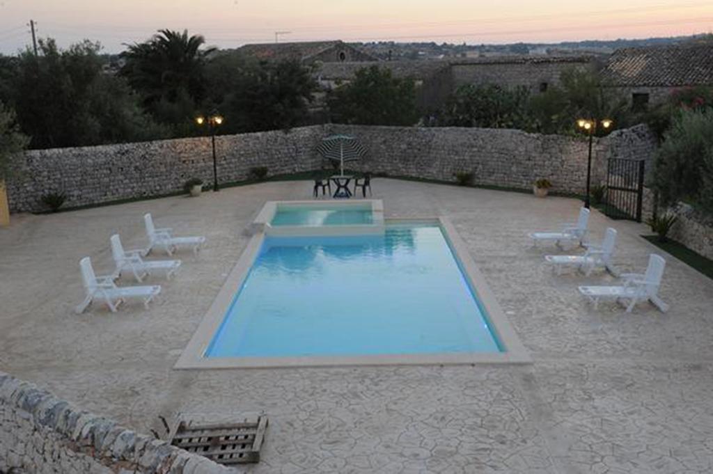 Oasi Di Cava Ispica Villa Pietre Nere San Zagaria Exterior foto